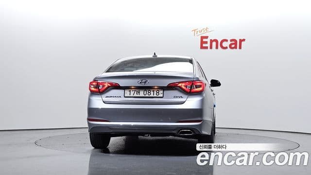 Hyundai LF Sonata Special, 2016 4