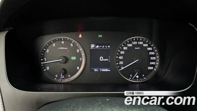 Hyundai LF Sonata Special, 2016 8