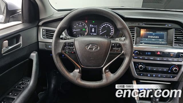 Hyundai LF Sonata Special, 2016 13