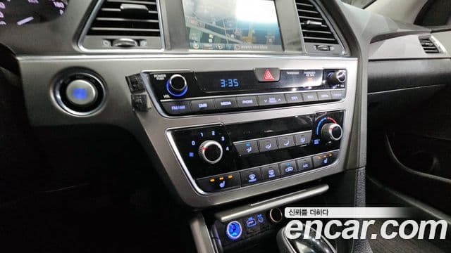 Hyundai LF Sonata Special, 2016 15