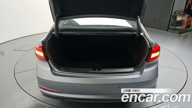 Hyundai LF Sonata Special, 2016 20