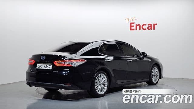 Toyota 캠리 (XV70) 2.5 XLE гибрид, 2019 2