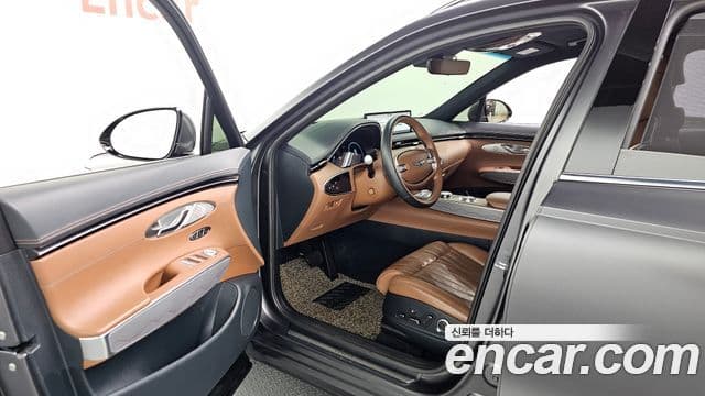 Genesis GV70, 2022 10