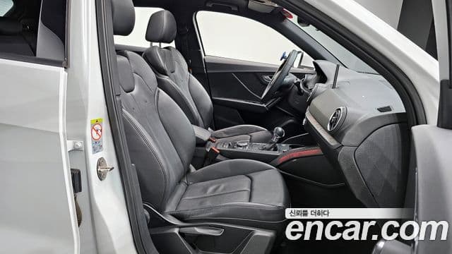 Audi Q2 Premium, 2020 10