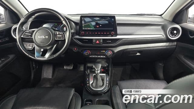 Kia The / новый New K3 2세대 Signature, 2022 7