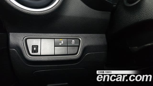 Kia The / новый New K3 2세대 Signature, 2022 17