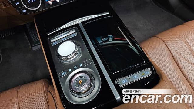 Genesis G80 (RG3) бензин 2.5 турбо 2WD, 2023 9