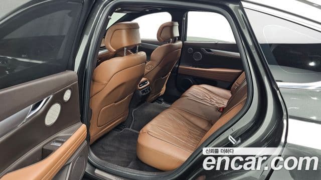 Genesis G80 (RG3) бензин 2.5 турбо 2WD, 2023 12