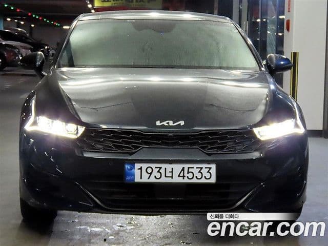 Kia K5 3세대 Signature, 2023 2