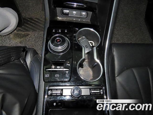 Kia K5 3세대 Signature, 2023 12