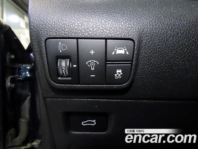 Kia K5 3세대 Signature, 2023 14