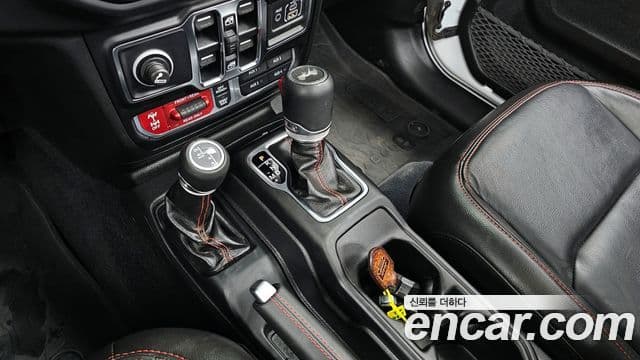 Jeep Wrangler (JL) 2.0 Rubicon Power top 4도어, 2022 9