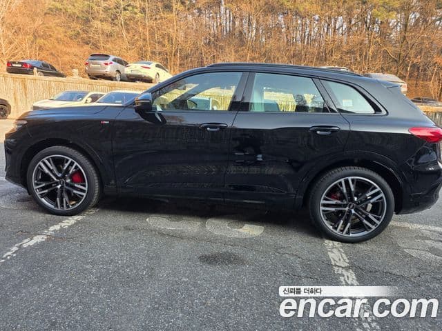 Audi Q5 (80A) 45 TFSI Quattro S Line чёрный Edition, 2025 3