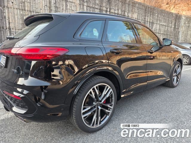 Audi Q5 (80A) 45 TFSI Quattro S Line чёрный Edition, 2025 6