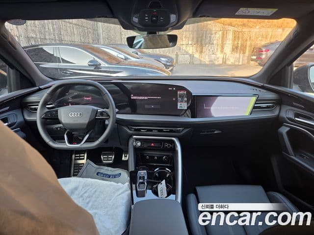 Audi Q5 (80A) 45 TFSI Quattro S Line чёрный Edition, 2025 8