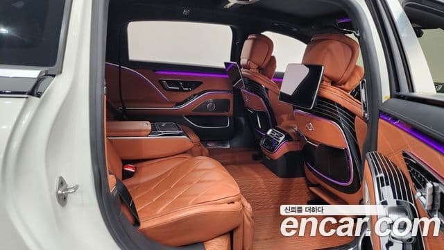 Mercedes-Benz S-класс W223 Maybach S580 4MATIC, 2022 12