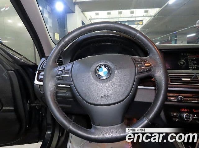 BMW 5시리즈 (F10), 2013 8