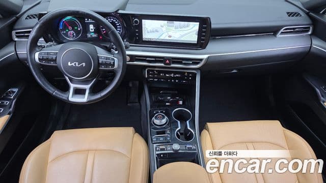 Kia K5 гибрид 3세대 Prestige, 2023 7