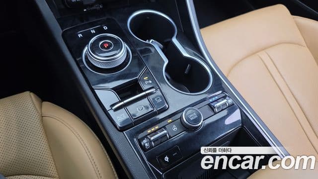 Kia K5 гибрид 3세대 Prestige, 2023 9