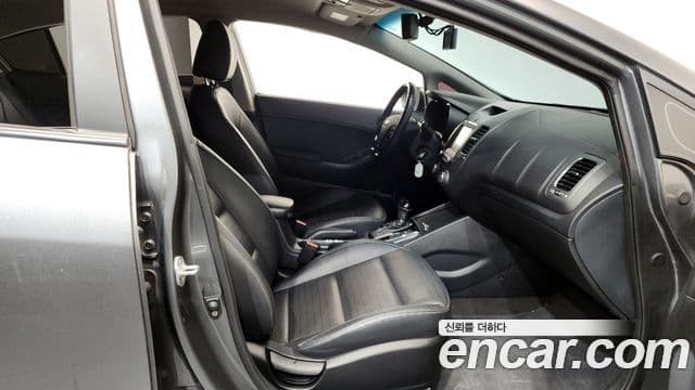 Kia The / новый New K3 Trendy, 2017 11