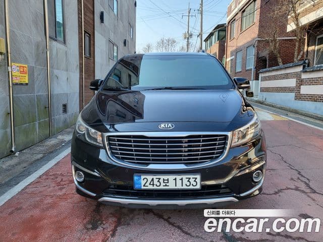 Kia All New Carnival Prestige, 2016 1