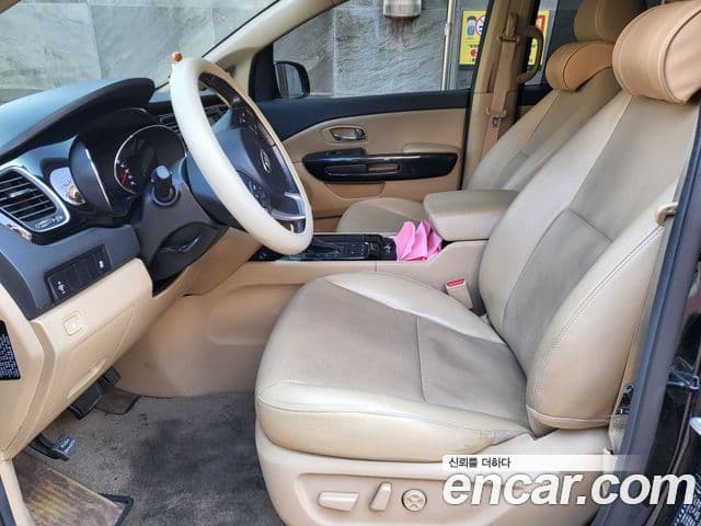Kia All New Carnival Prestige, 2016 10
