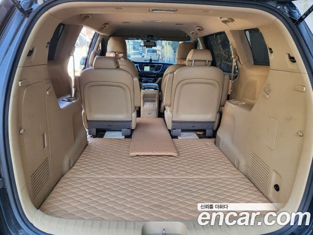 Kia All New Carnival Prestige, 2016 14