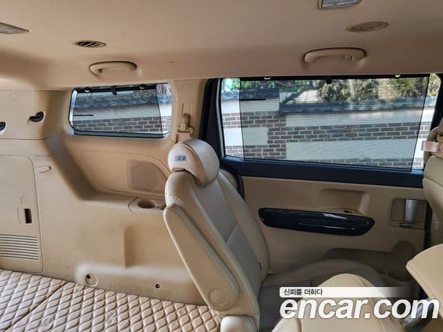 Kia All New Carnival Prestige, 2016 15