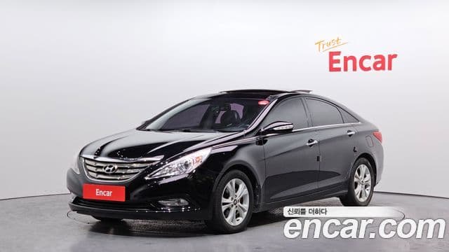 Hyundai YF Sonata люксовая версия, 2010 1