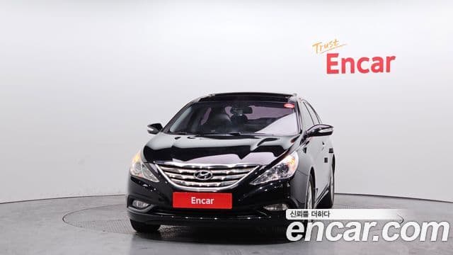 Hyundai YF Sonata люксовая версия, 2010 3