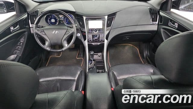 Hyundai YF Sonata люксовая версия, 2010 7