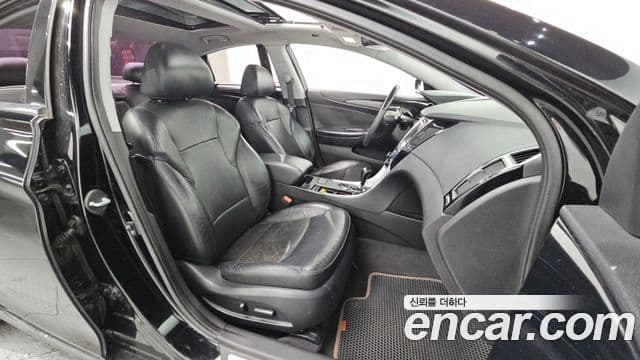 Hyundai YF Sonata люксовая версия, 2010 11