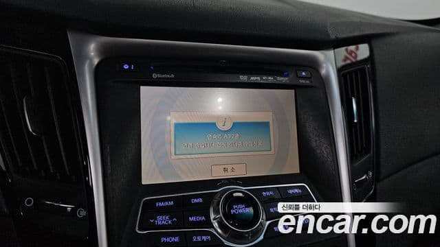 Hyundai YF Sonata люксовая версия, 2010 16