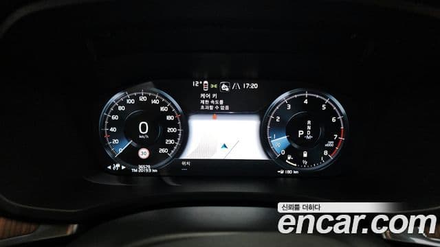 Volvo S60 3세대 B5 Inscription, 2022 8