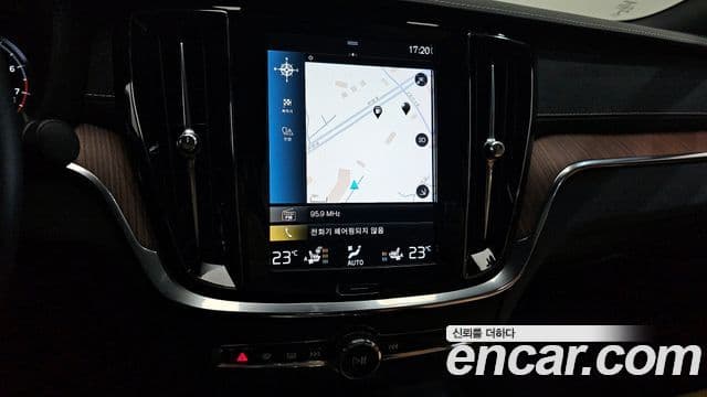 Volvo S60 3세대 B5 Inscription, 2022 15