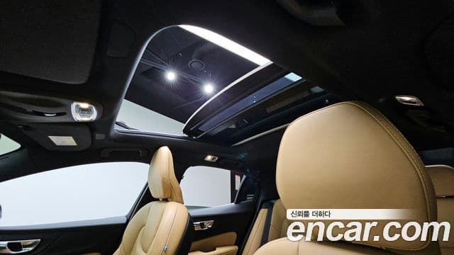 Volvo S60 3세대 B5 Inscription, 2022 20