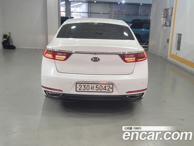 Kia All New K7 Luxury, 2018 6