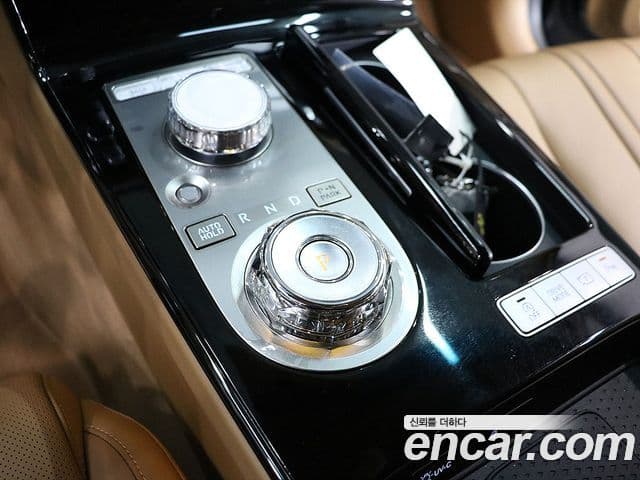 Genesis G80 (RG3) бензин 2.5 турбо 2WD, 2025 9