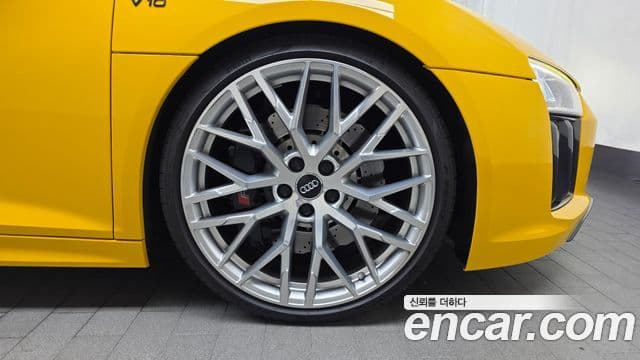 Audi R8 (4S) 5.2 V10 Spyder, 2018 все фото