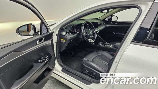 Kia K5 3세대 Prestige, 2020 11