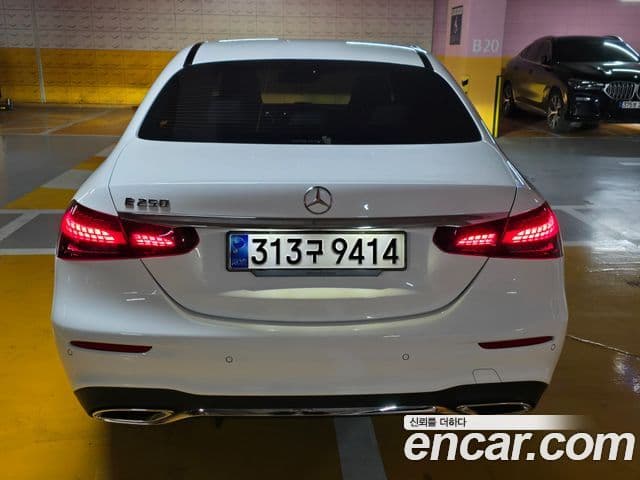 Mercedes-Benz E-класс W213 AMG Line, 2023 2