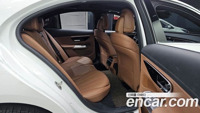 Mercedes-Benz E-класс W214 Exclusive, 2024 12