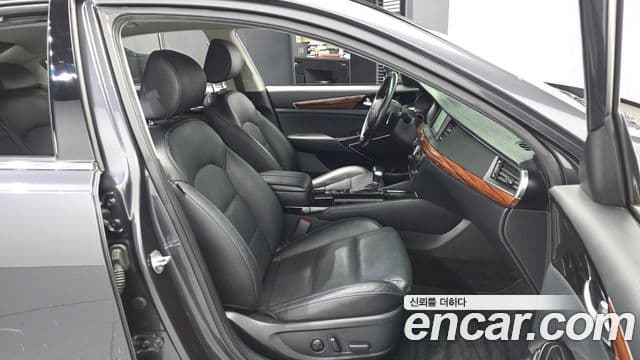 Kia All New K7 3.3 GDI Limited Plus, 2017 11