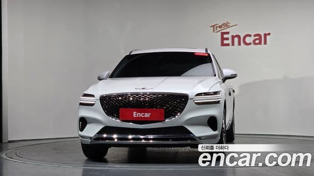 Genesis GV70, 2024 3