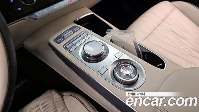 Genesis GV70, 2024 9