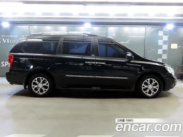 Kia Carnival R топовая версия, 2013 20