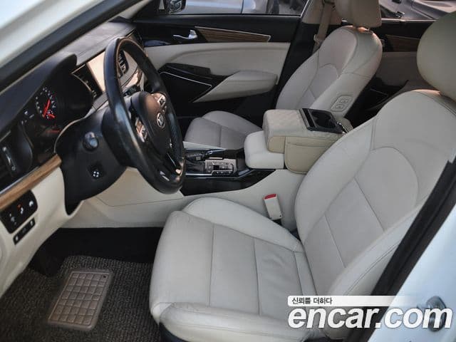 Kia All New K7 Prestige, 2017 9