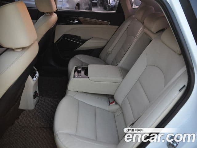 Kia All New K7 Prestige, 2017 11