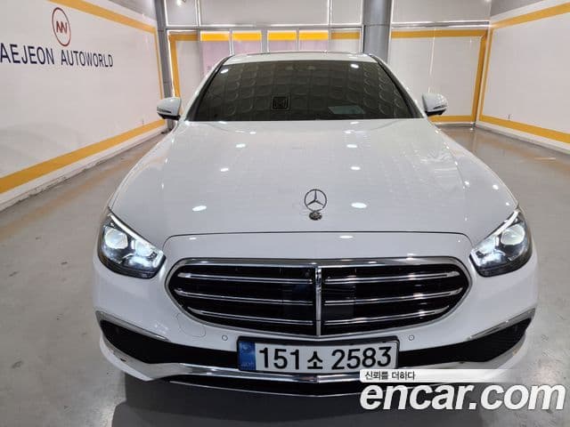 Mercedes-Benz E-класс W213 Exclusive, 2023 1