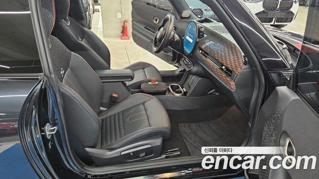 Mini Cooper S 4세대 JCW, 2025 11